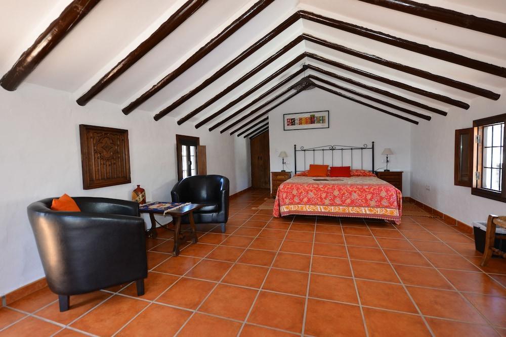 Bed and Breakfast Cortijo La Haza Iznájar Esterno foto