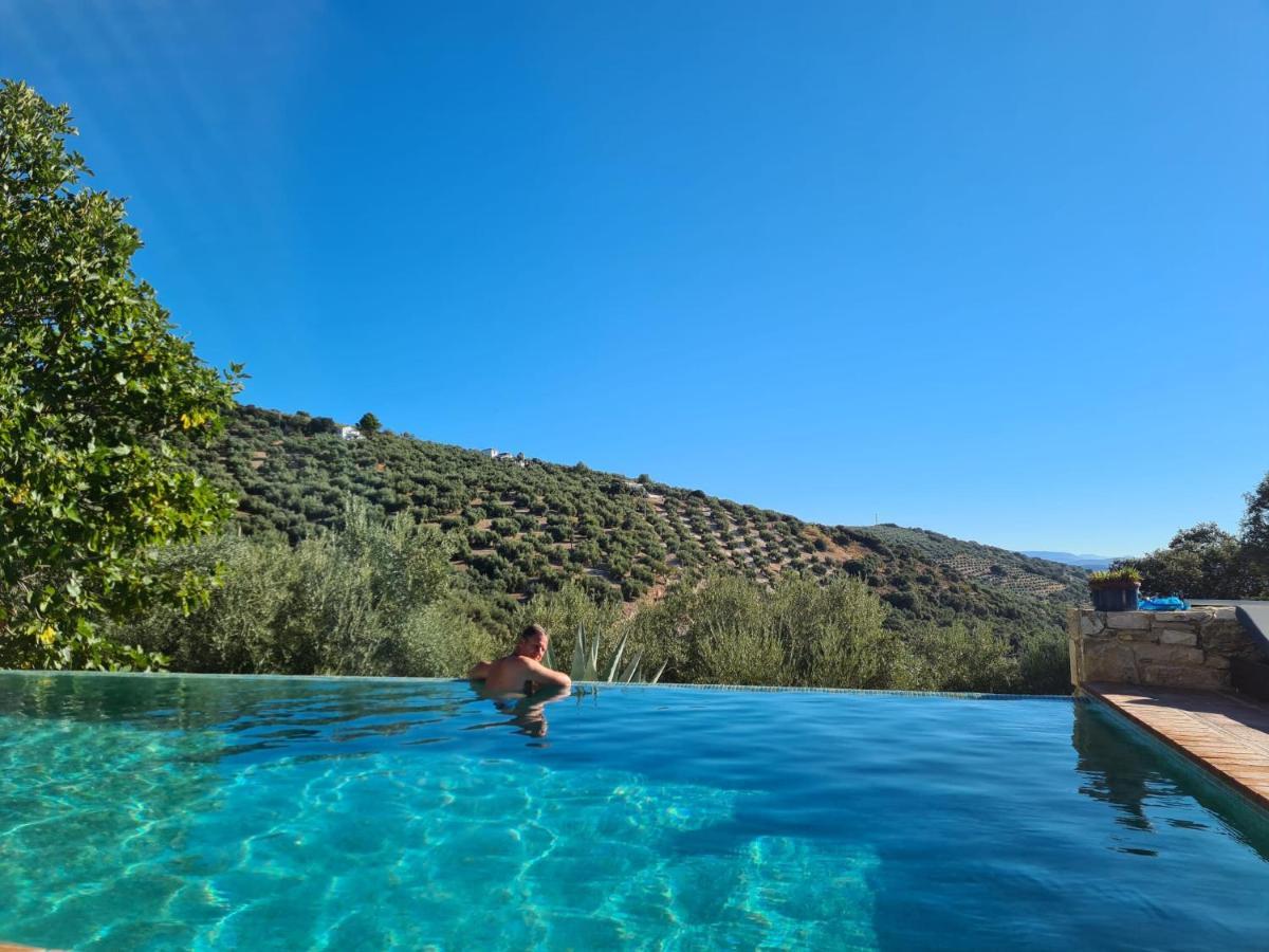 Bed and Breakfast Cortijo La Haza Iznájar Esterno foto