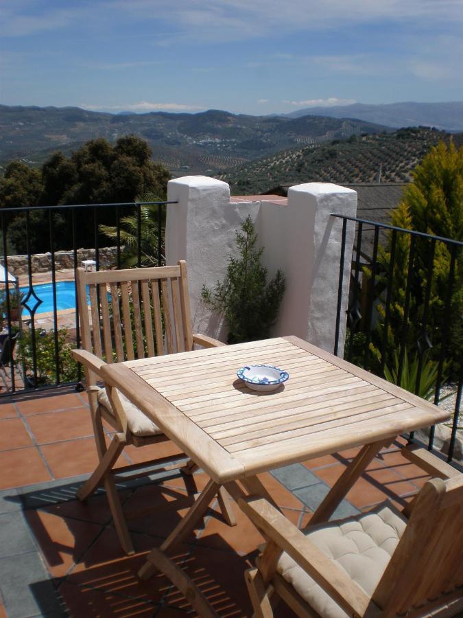 Bed and Breakfast Cortijo La Haza Iznájar Esterno foto