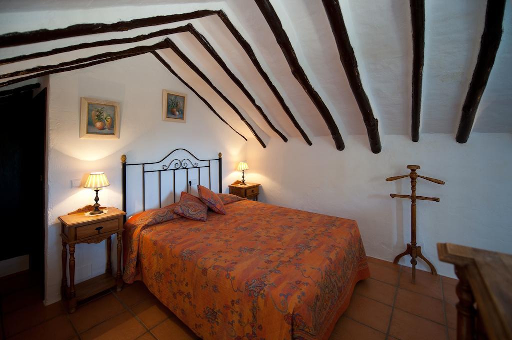 Bed and Breakfast Cortijo La Haza Iznájar Camera foto