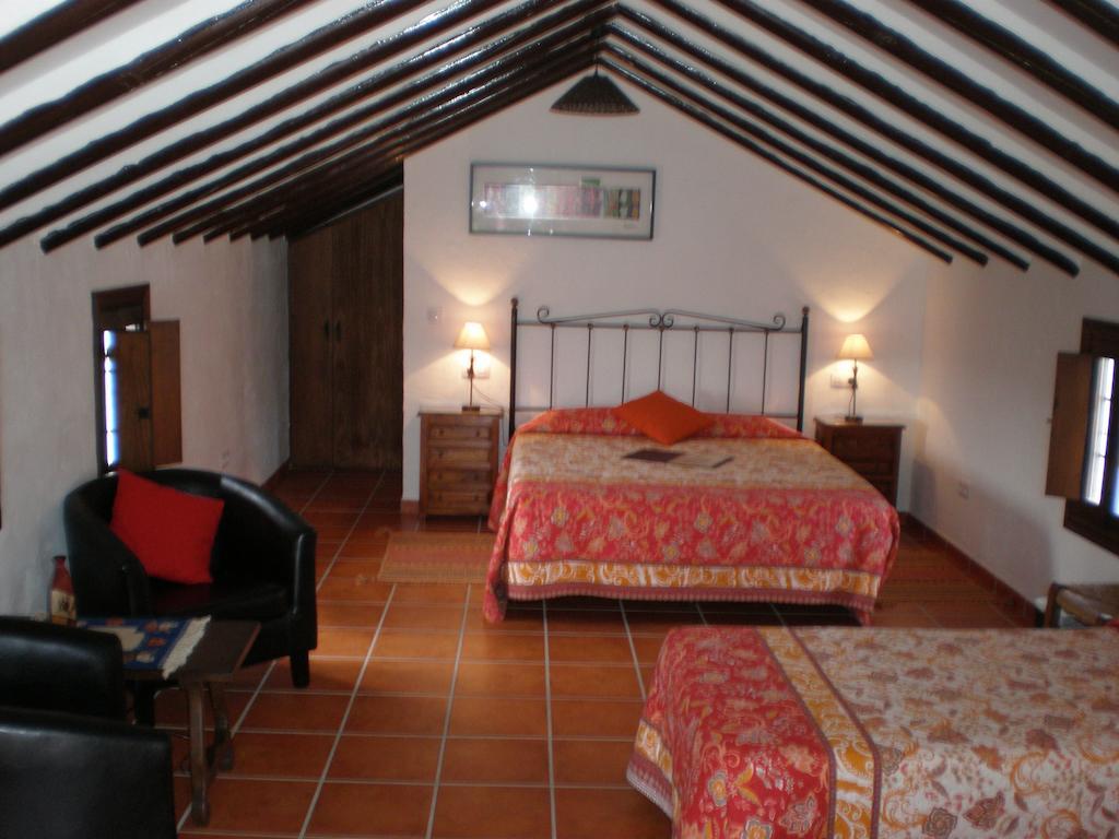 Bed and Breakfast Cortijo La Haza Iznájar Camera foto